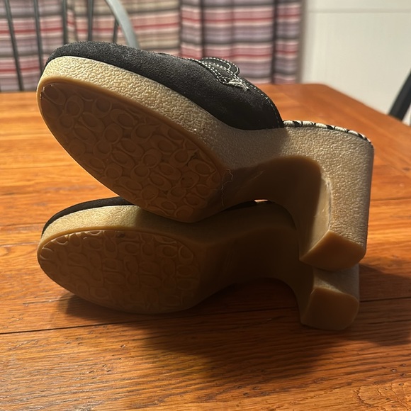 Coach Suede Shoe - Picture 4 of 12